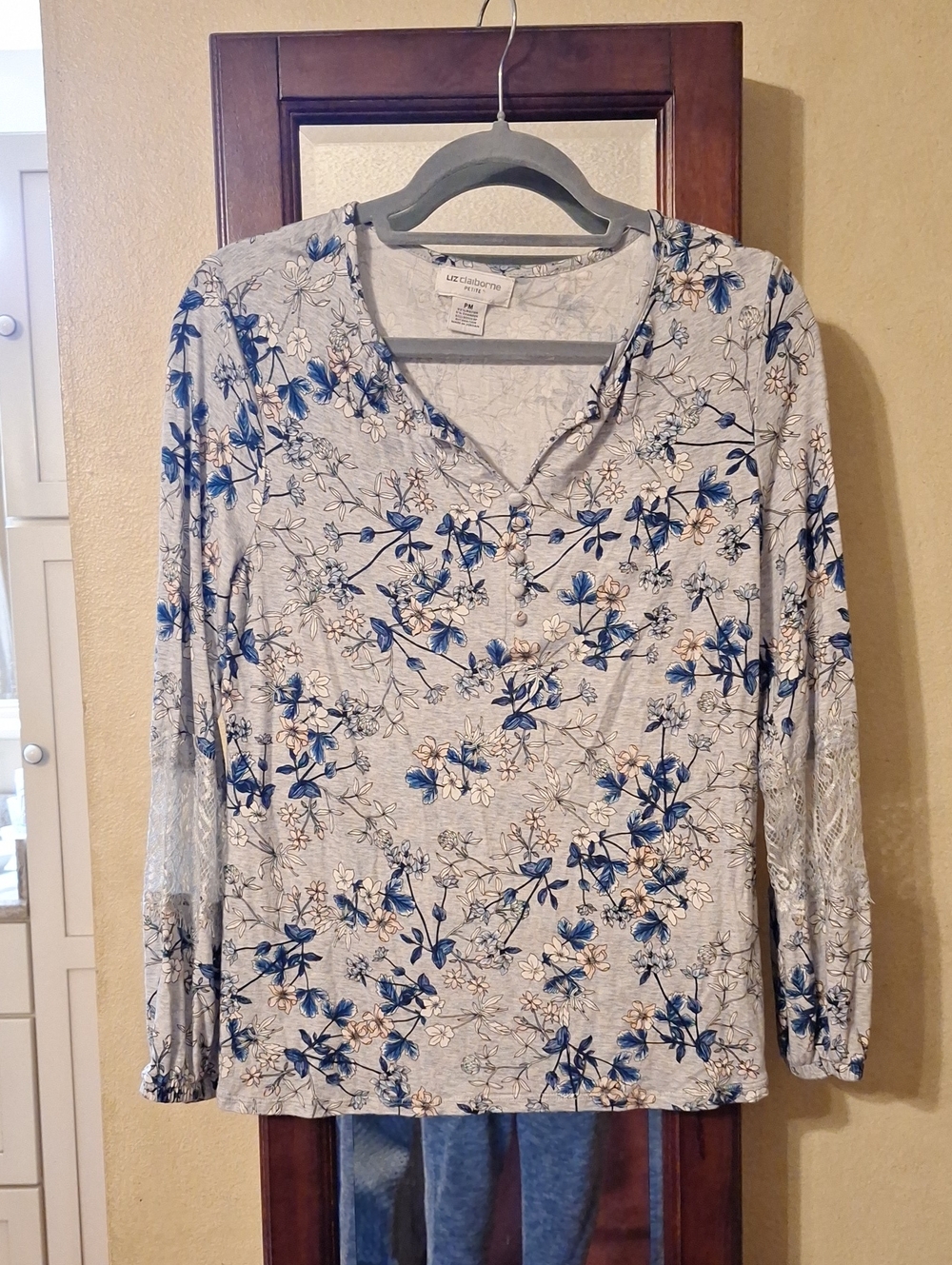 Liz Claiborne Lt. Gray  And Blue Floral Henley Long-Sleeve Top With Lace Sleeve